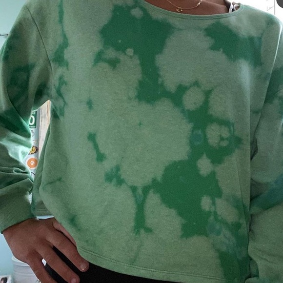 Custom Acid Wash Cropped Crew - Picture 1 of 2